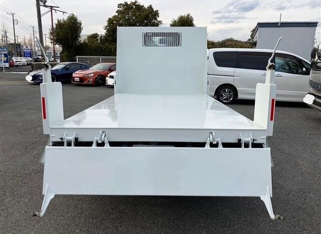 2025 MITSUBISHI CANTER full