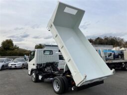 2025 MITSUBISHI CANTER full